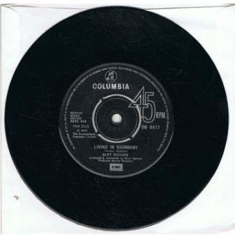 Cliff Richard A.Side Living In Harmony, B.Side Empty Chairs, Columbia Records Label 1972 7" Vinyl Single Record