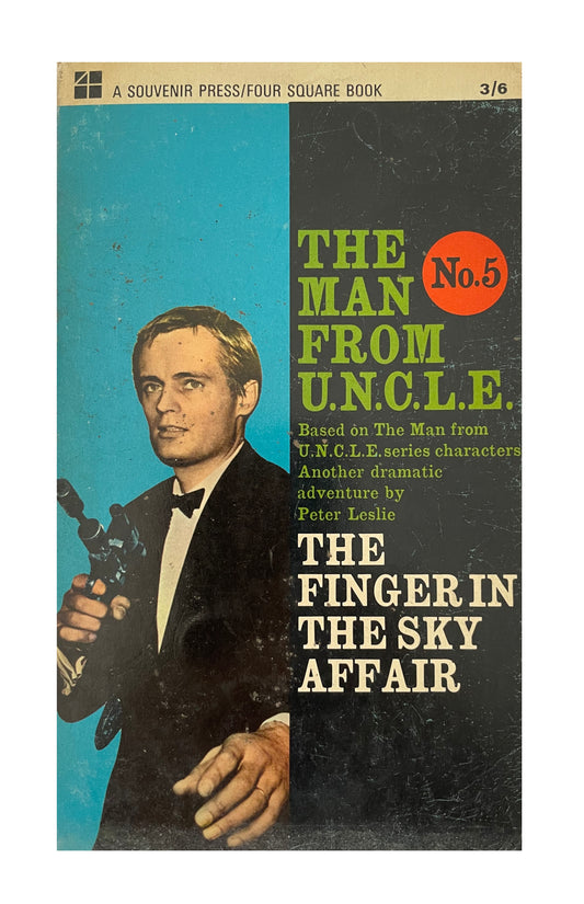 Vintage The Man From U.N.C.L.E The Finger In The Sky Affair Paperback Novel 1966 By Peter Leslie