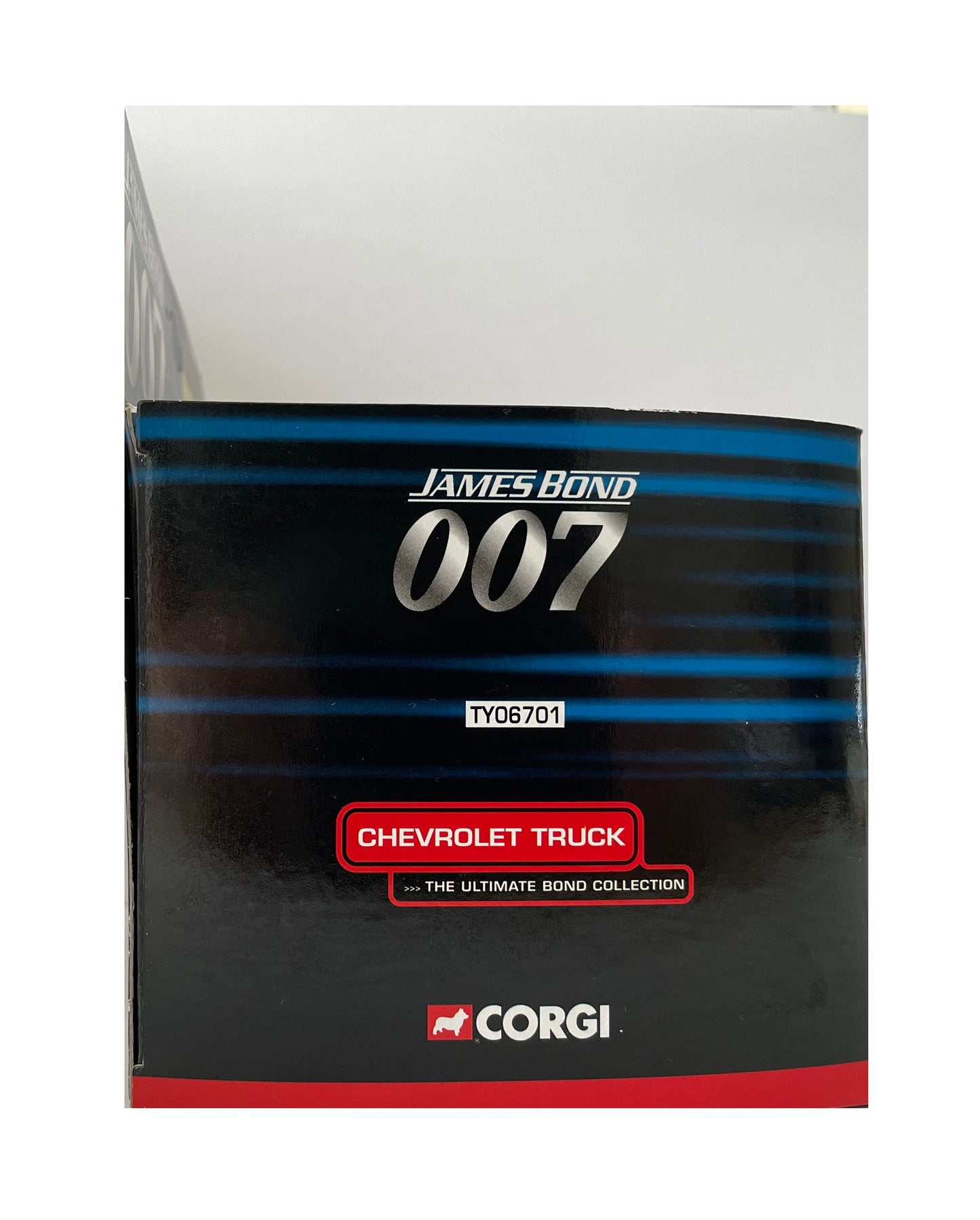 Vintage Corgi 2002 The Ultimate James Bond 007 Collection - From Russia With Love - Chevrolet Truck 1:43 Scale Die-Cast Vehicle Replica Number TY06701