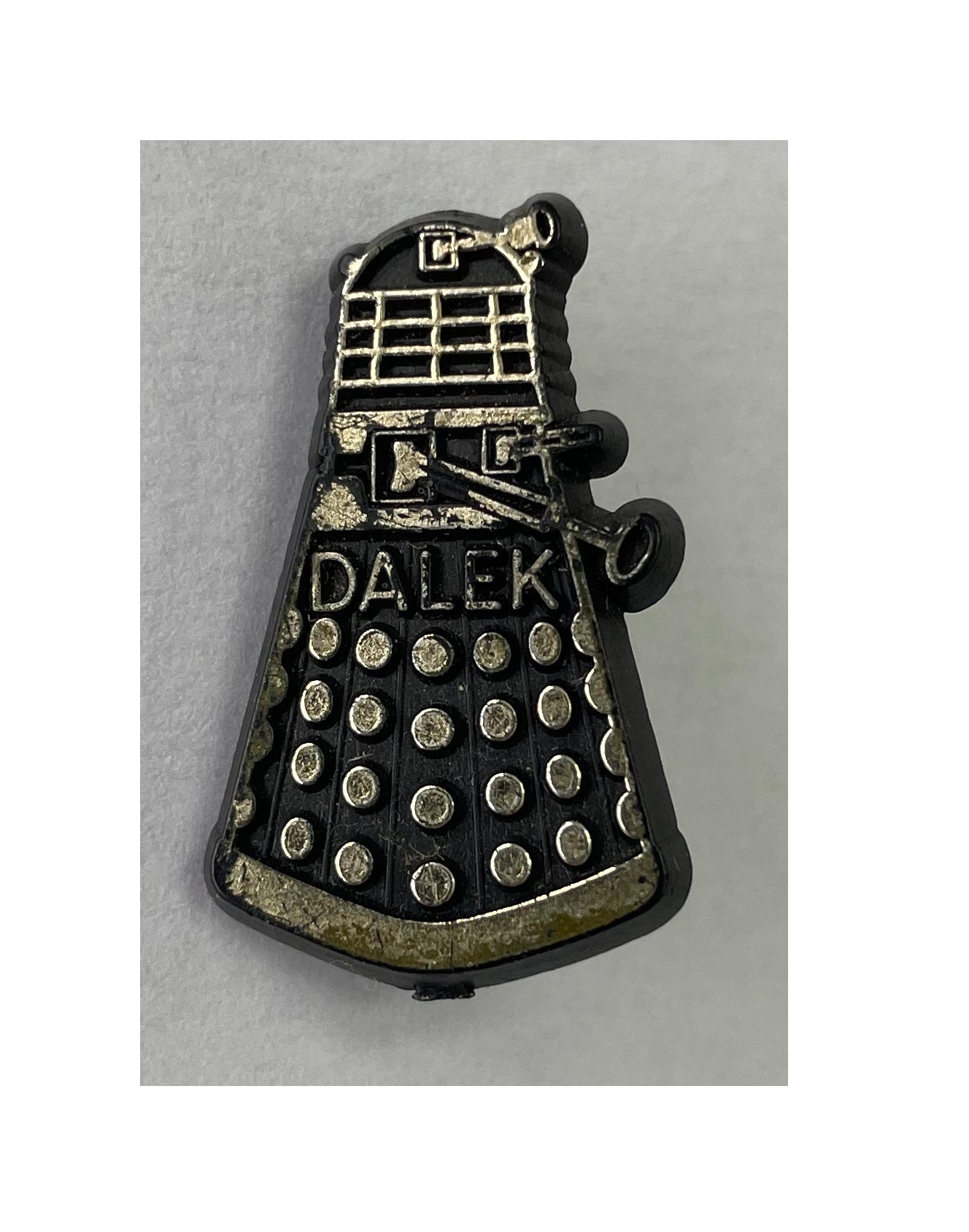 Vintage 1965 Doctor Dr Who & The Daleks Plastoid Ltd Dalek Badge / Pin Black And Gold - Fantastic Condition