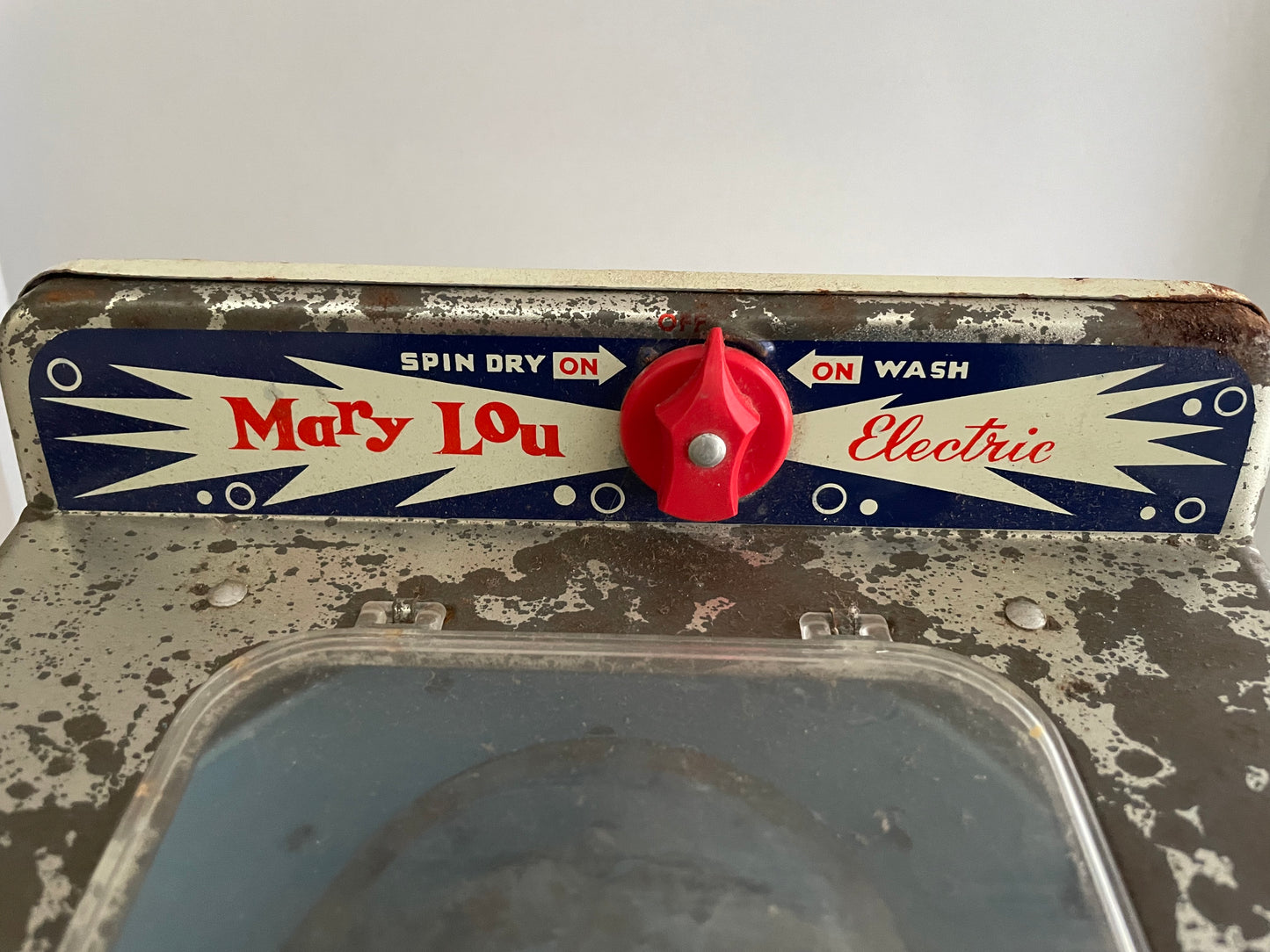 Vintage 1950's /1960's Chad Mary Lou Battery Operated Electric Washing Machine And Spin Dryer Valley - Fully Working In The Original Box.