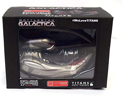 Loot crate exclusive Battlestar galactica Titans vinyl figures Scar cylon raider
