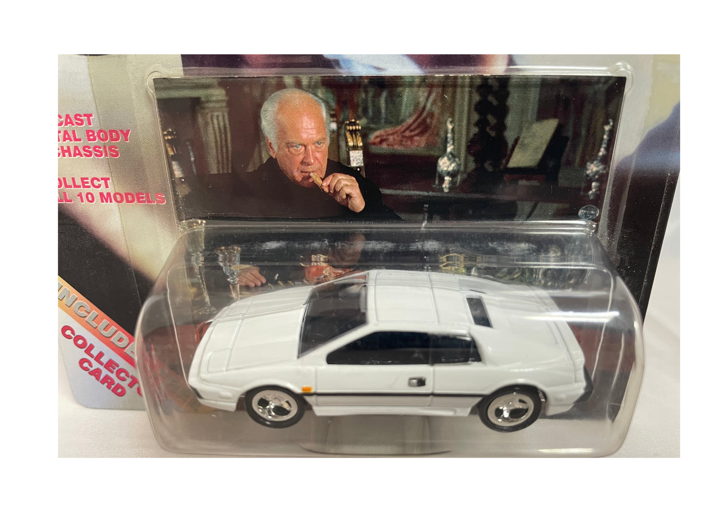 Vintage 1999 Corgi James Bond 007 - The Spy Who Loved Me - Lotus Esprit Turbo 1:65 Scale Die-Cast Vehicle Replica Number 99657 - Includes Free Collectors Card
