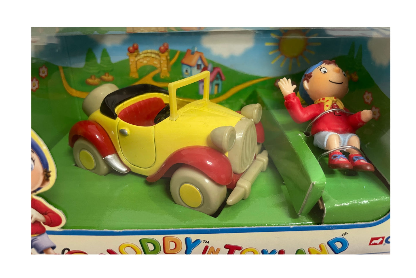 Vintage 2001 Corgi Noddy In Toyland Noddys Car Die-Cast Model With Noddy Figure