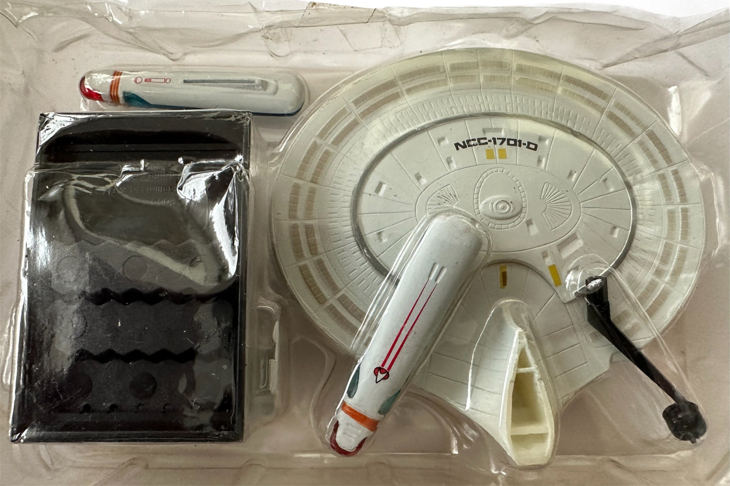 Vintage Star Trek F-Toys 2008 1/5000 Scale Starships Series 1- The USS Enterprise NCC-1701D - New In Sealed Plastic Insert