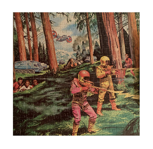 Vintage Gerry Andersons Arrow Games Ltd 1970 UFO 320 Piece Jigsaw Puzzle No. 2316 The Aliens Last Stand - Complete And In The Original Box