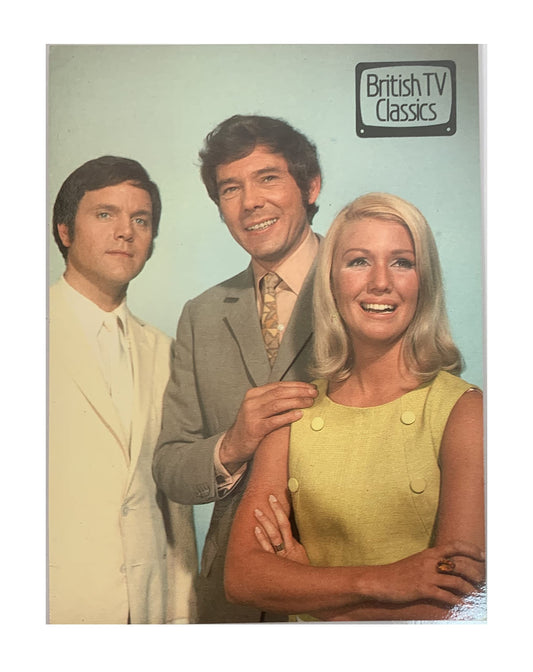 Vintage 1989 British Tv Classics : Randall & Hopkirk (Deceased) Kenneth Cope as Marty, Mike Pratt as Jeff & Annette Andre as Jean Photograph Postcard By Engale Marketing - Unsold Shop Stock