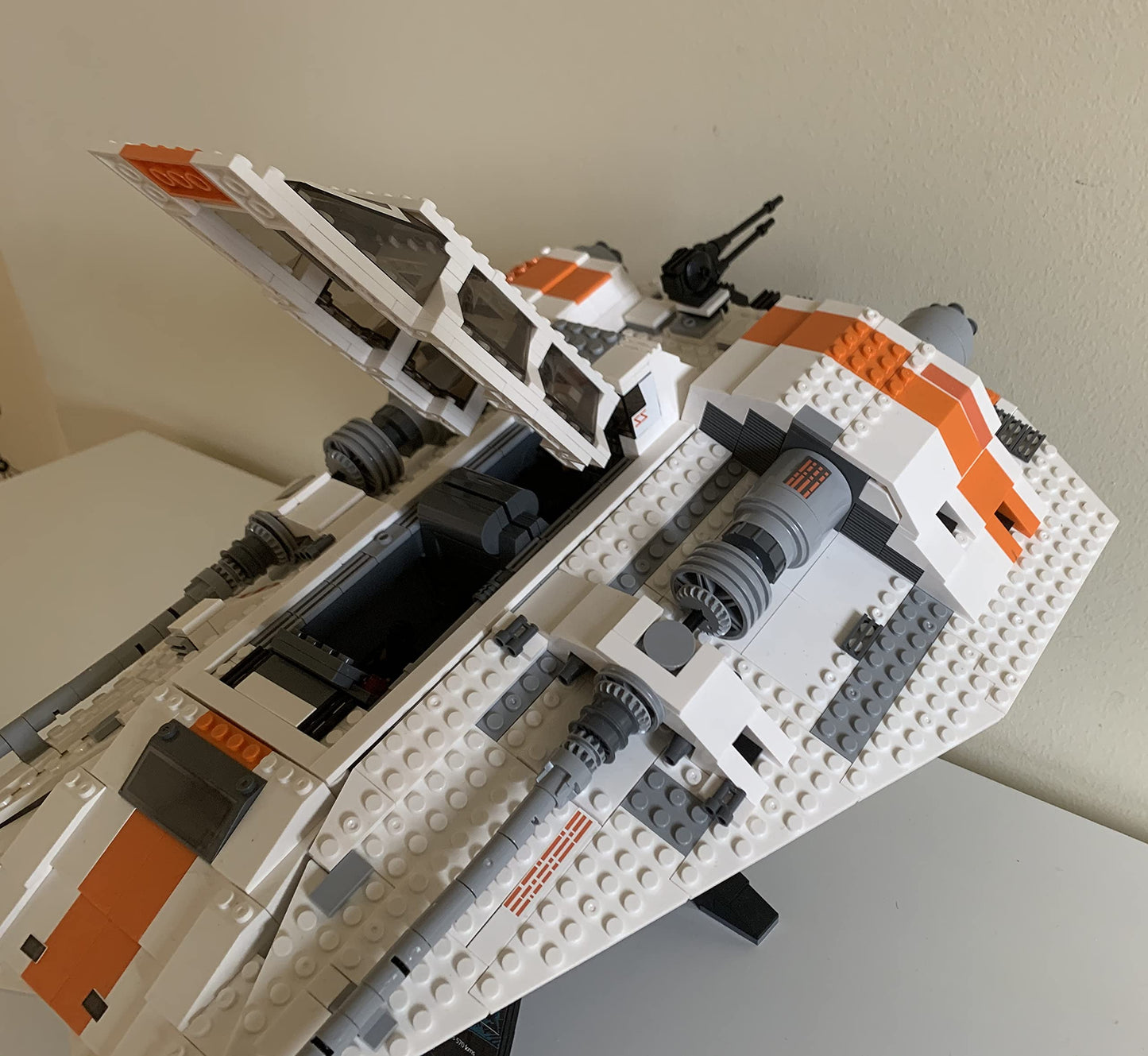Vintage 2014 Star Wars The Empire Strikes Back Building Blocks Luke Skywalkers Hoth Snowspeeder - Set No. 10129 - Fully Built Former Display Model