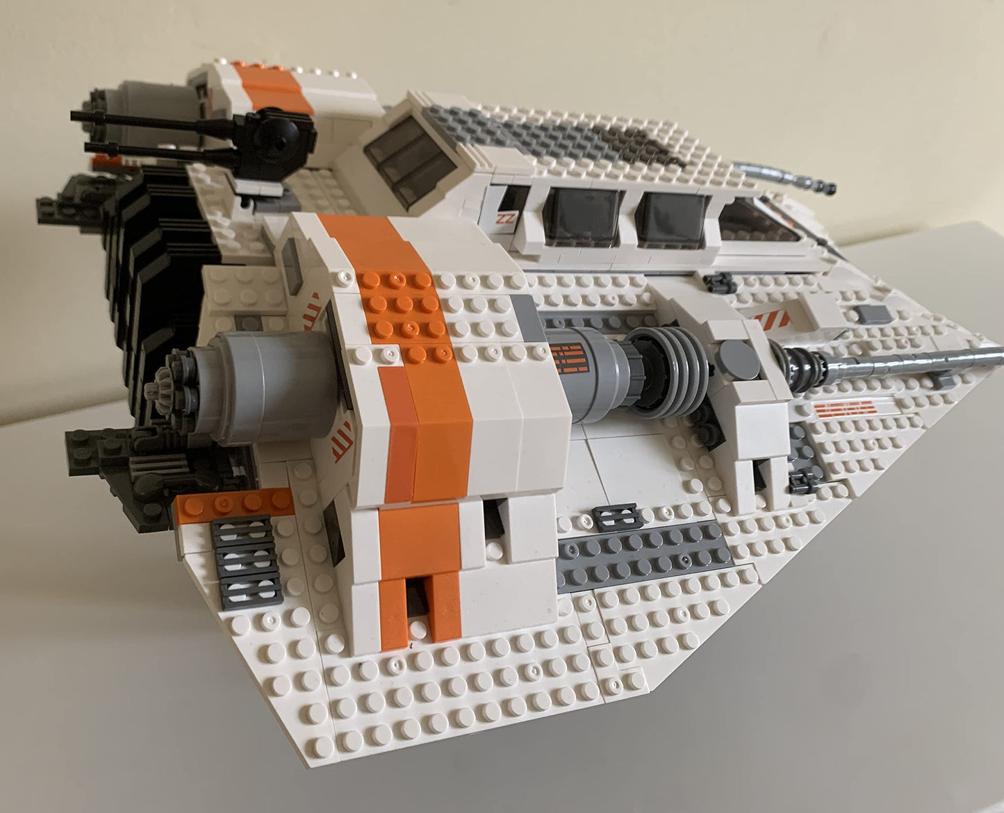 Vintage 2014 Star Wars The Empire Strikes Back Building Blocks Luke Skywalkers Hoth Snowspeeder - Set No. 10129 - Fully Built Former Display Model