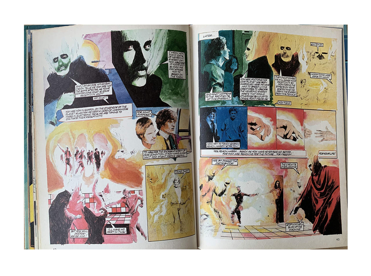 Vintage The Dr Who Annual 1976 Starring Tom Baker As The Doctor - Unsold Former Shop Stock