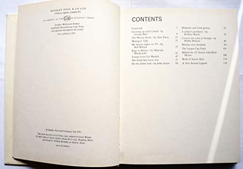 THE BOOK OF SOCCER, no 14 [hardcover] BOBBY MOORE. Editor. [Jan 01, 1971] …